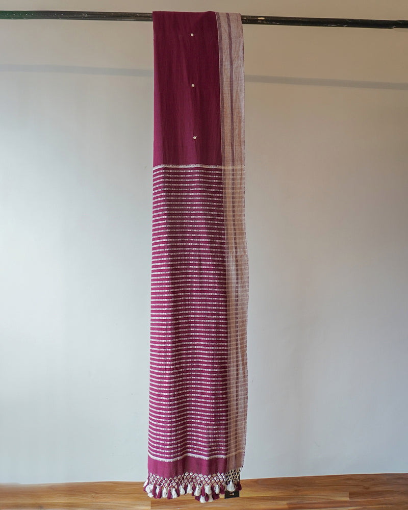 White & Maroon Kala Cotton Mirror Work Bhujudi Saree