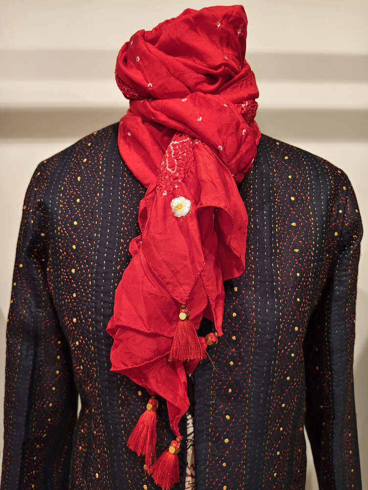 Red Rai Bandani Stole