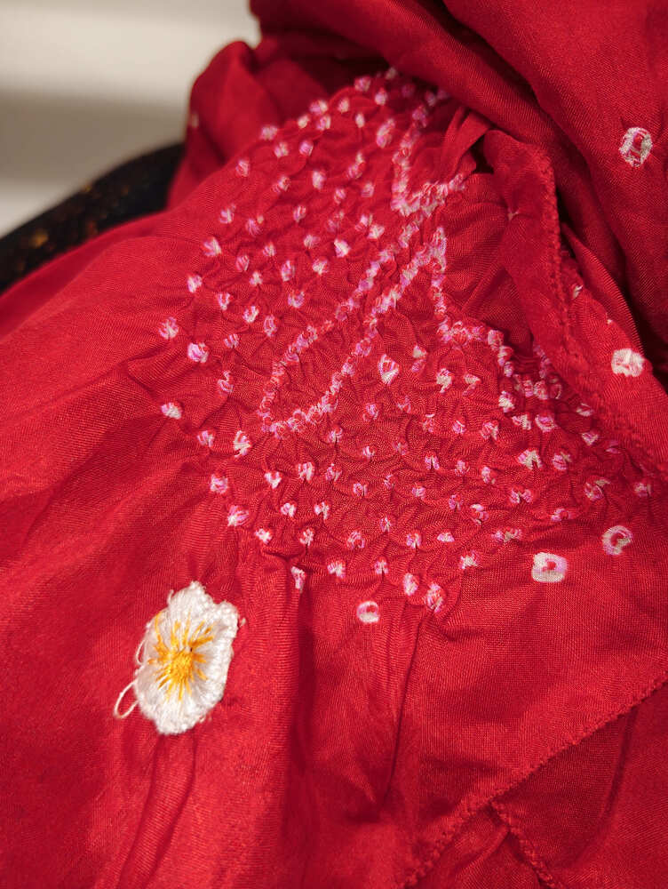 Red Rai Bandani Stole