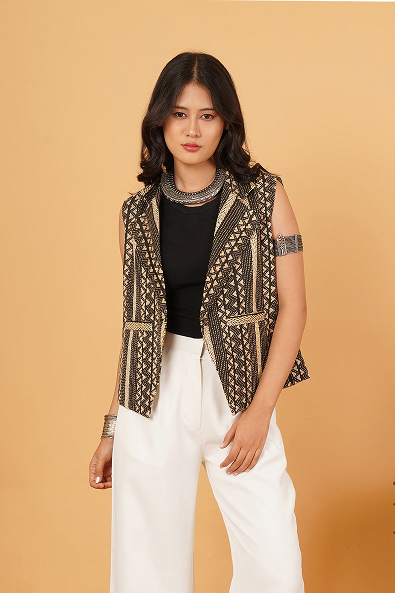 CREAM KANTHA AZRAK WAIST COAT 2