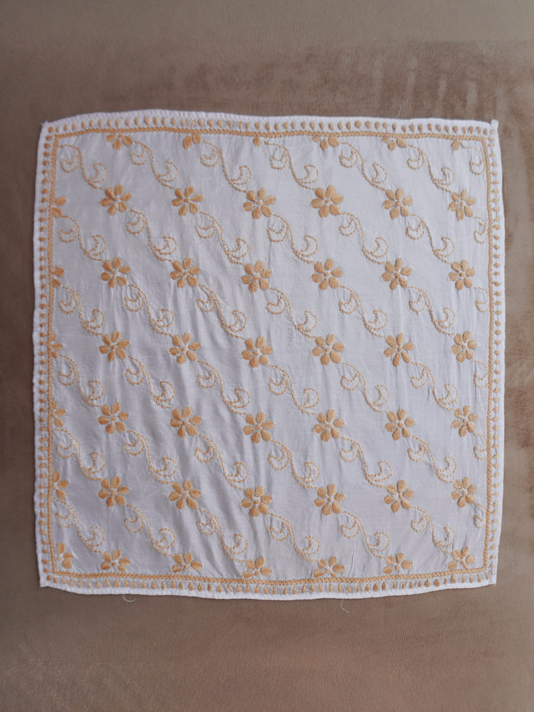 Beige & White Single Pocket Square Gift Box
