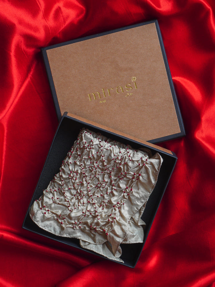 Beige & Red Single Pocket Square Gift Box