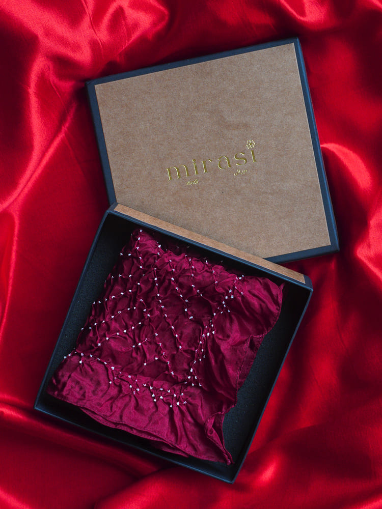 Maroon & White Single Pocket Square Gift Box