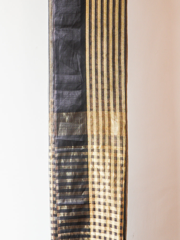 Grey & Black Maheshwari Silk Saree