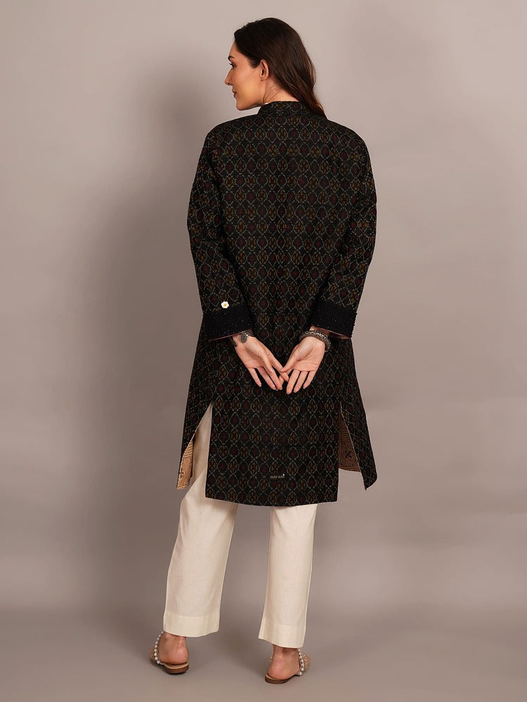 Beige Kantha & Black Rawsilk Ikkat Jacket