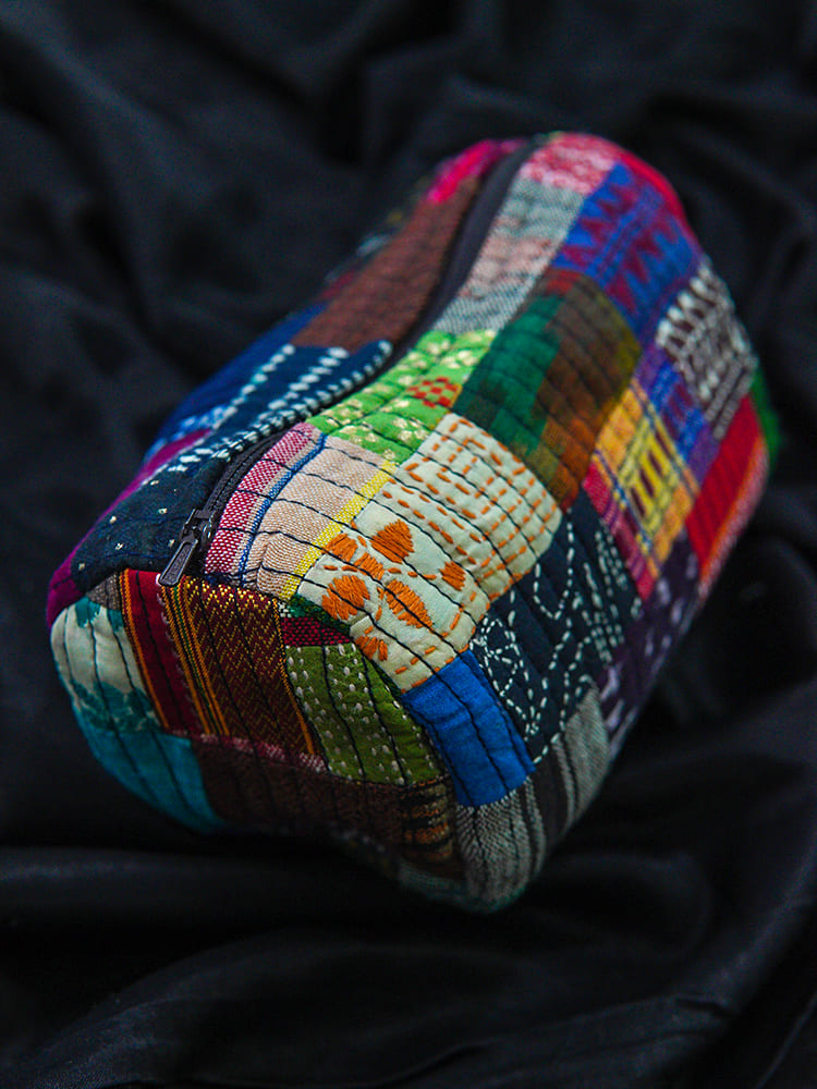 PIECES OF INDIA - TOILETRY BAG BIG