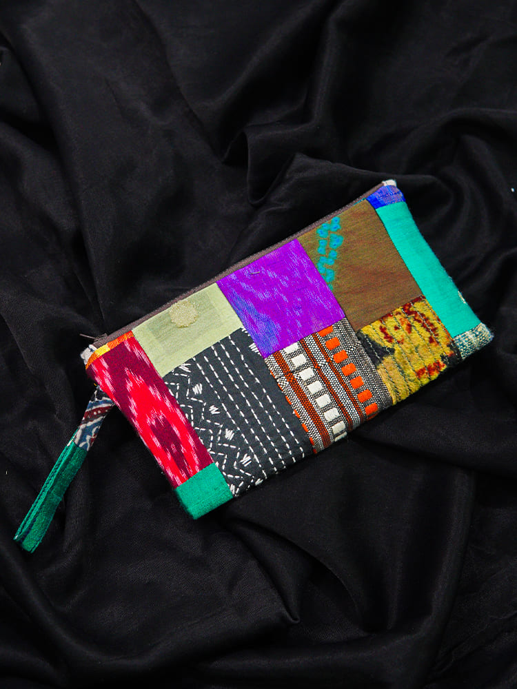 PIECES OF INDIA - POUCH SMALL