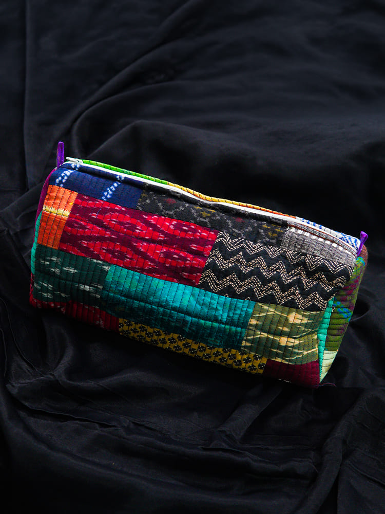PIECES OF INDIA - TOILETRY BAG MEDIUM