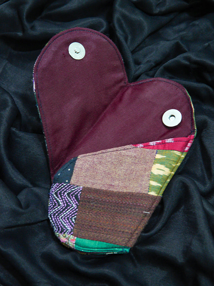PIECES OF INDIA - GLASSES CASE