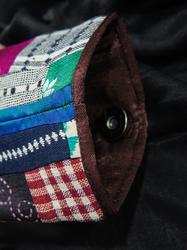 PIECES OF INDIA - POUCH MEDIUM