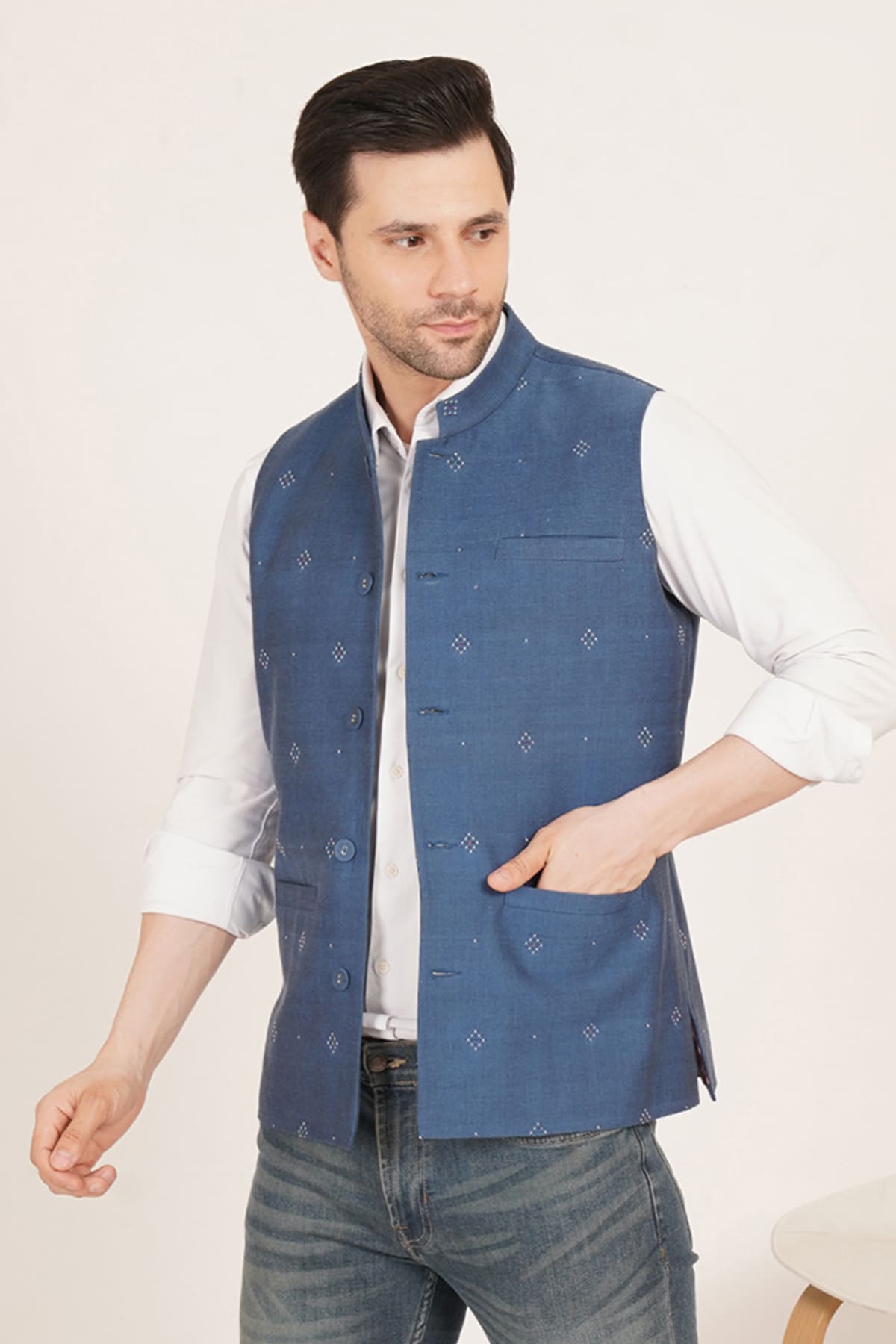 Vega Blue Bandi