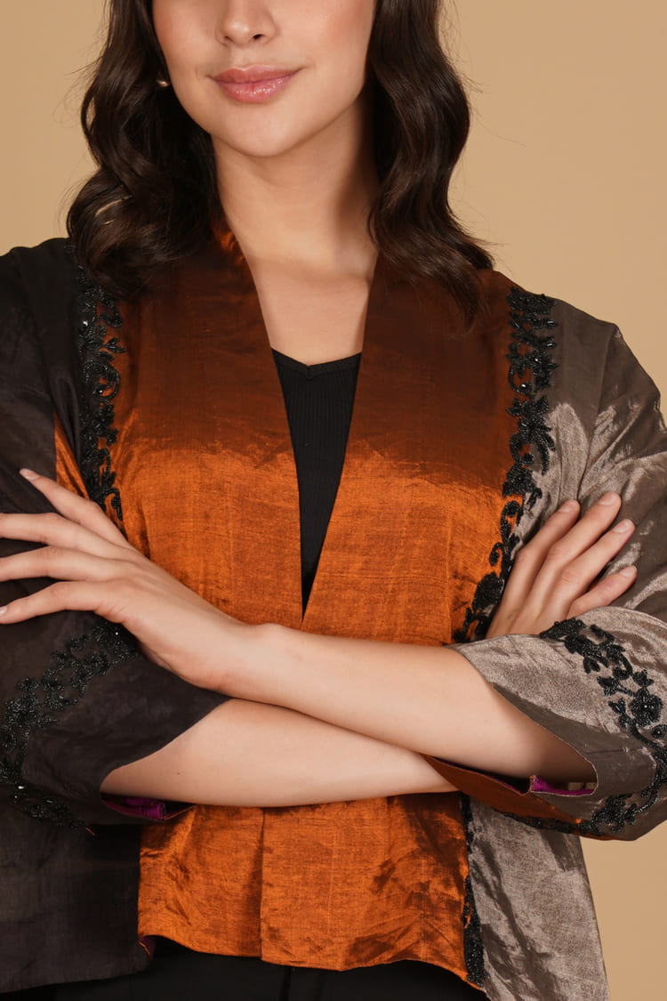Iyla Rust & Black Tissue Crop