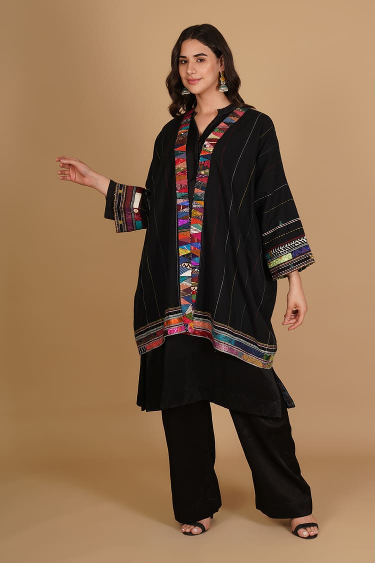 Aven Black Bhujodi Overlay