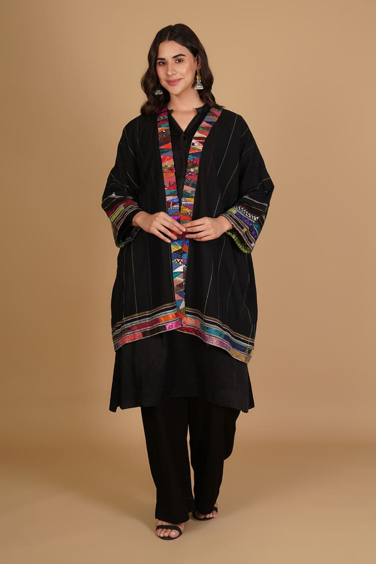 Aven Black Bhujodi Overlay