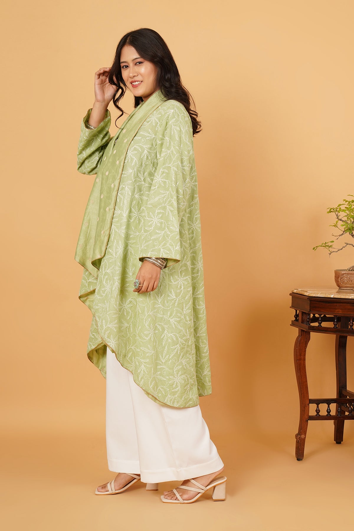 Chikankaari & Chanderi Reversible Overlay