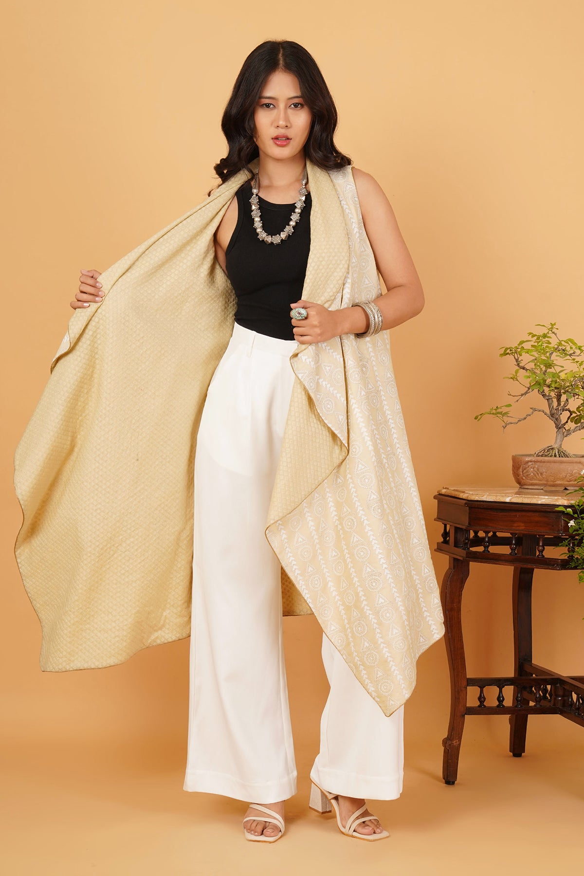 Kantha & Chanderi Reversible Sleeveless Overlay