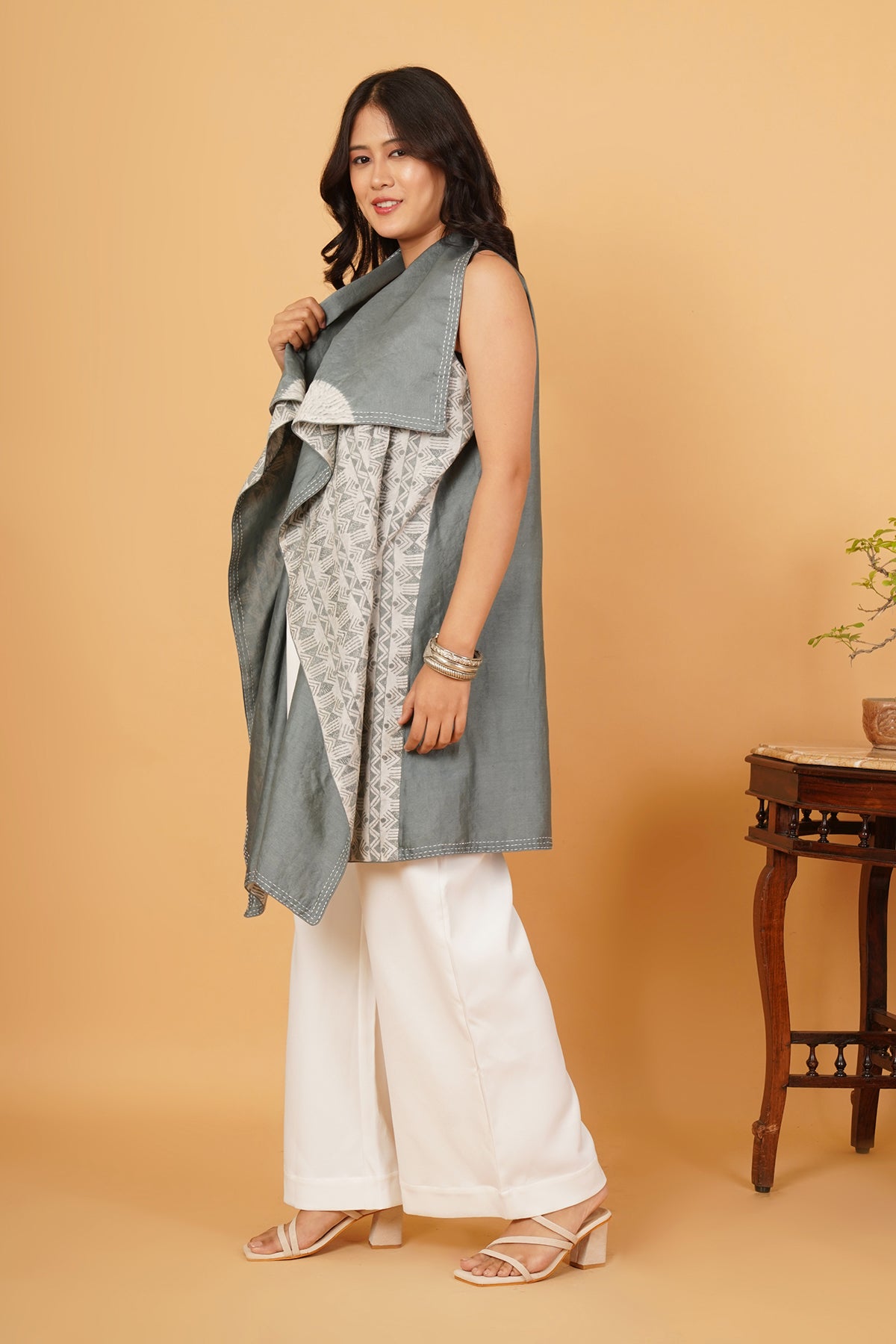 Kantha & Shibori Sleeveless Reversible Overlay