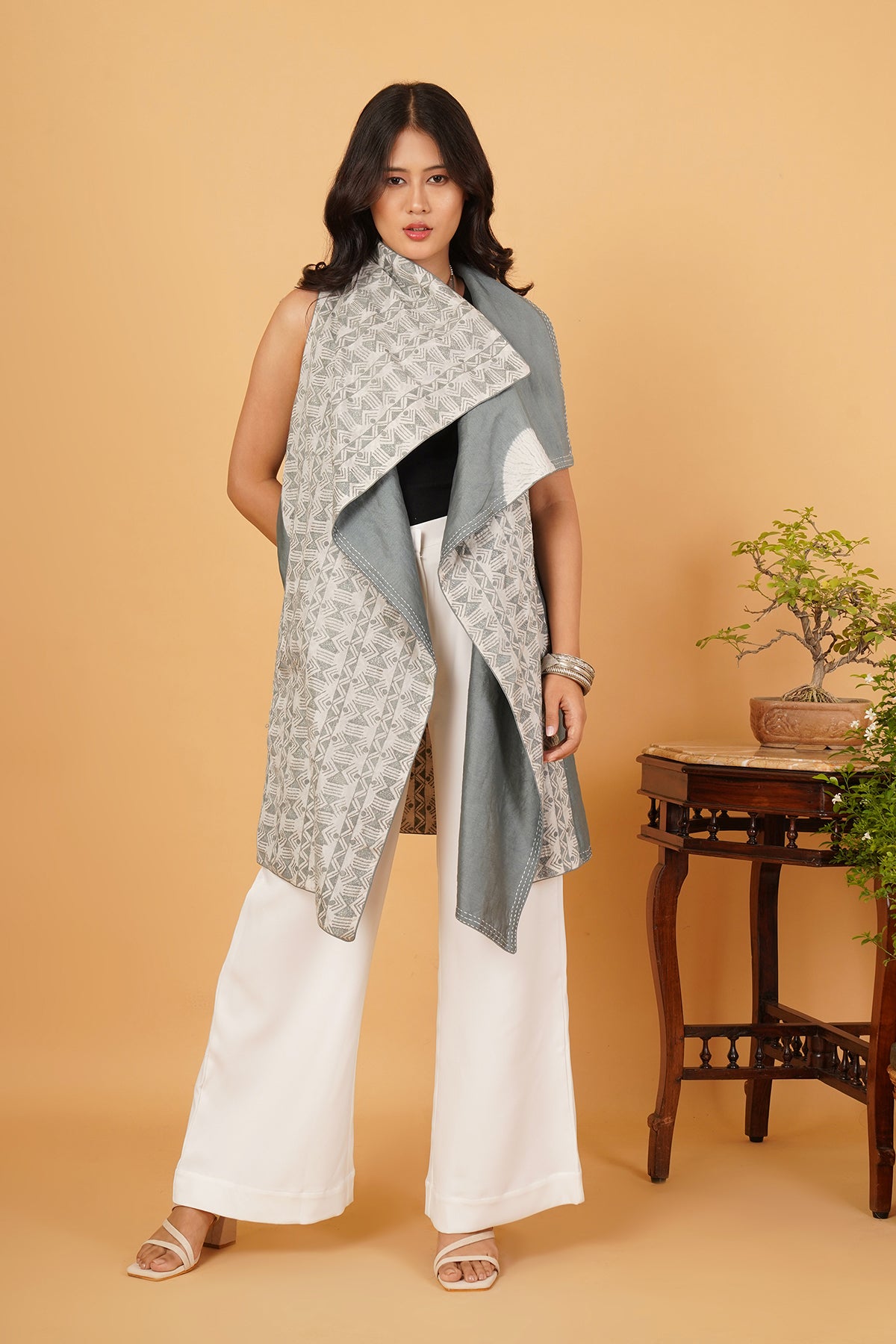 Kantha & Shibori Sleeveless Reversible Overlay