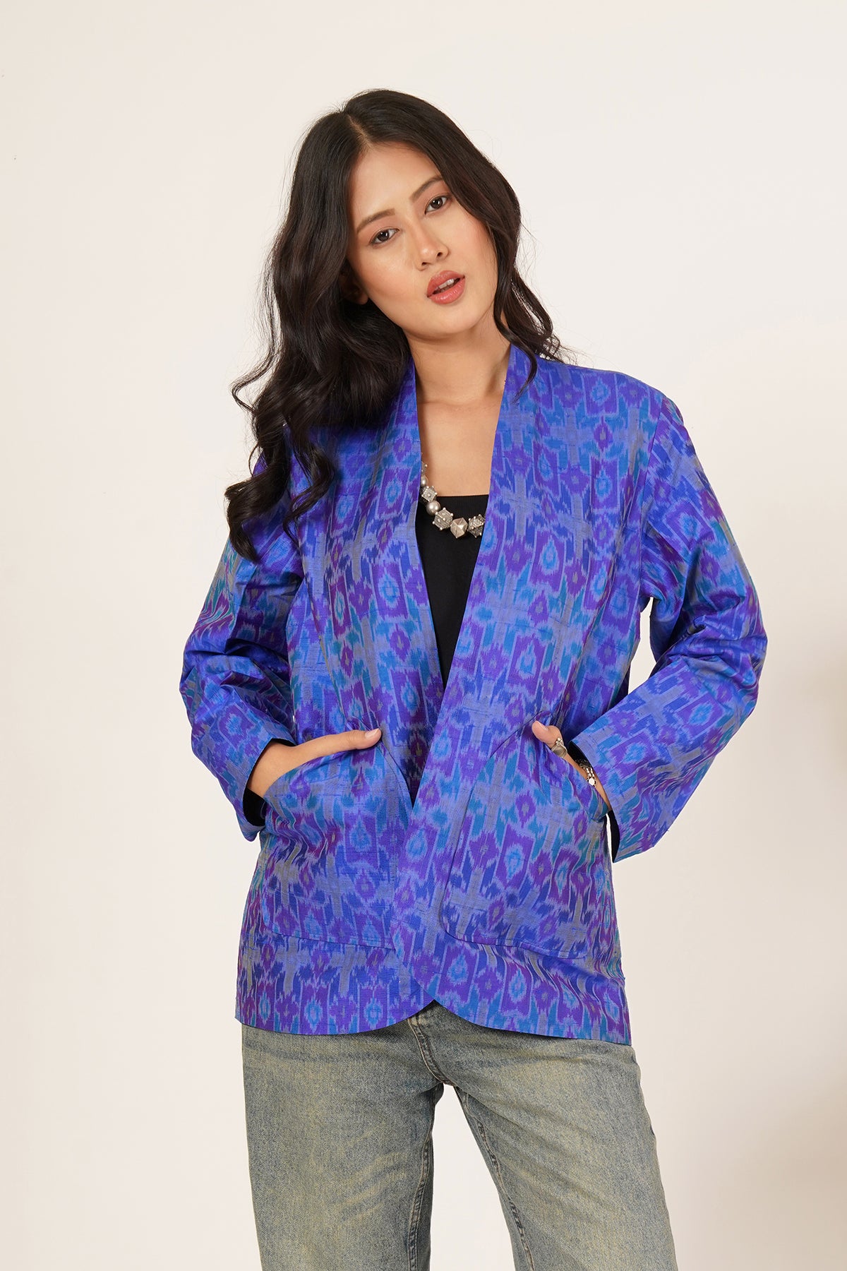 Kantha & Ikat Short Reversible Jacket (Blue)