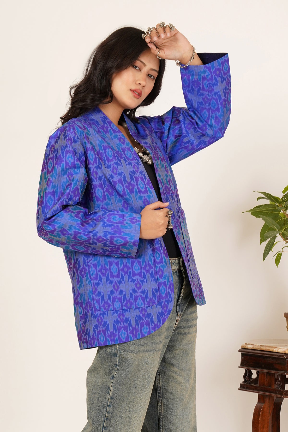 Kantha & Ikat Short Reversible Jacket (Blue)