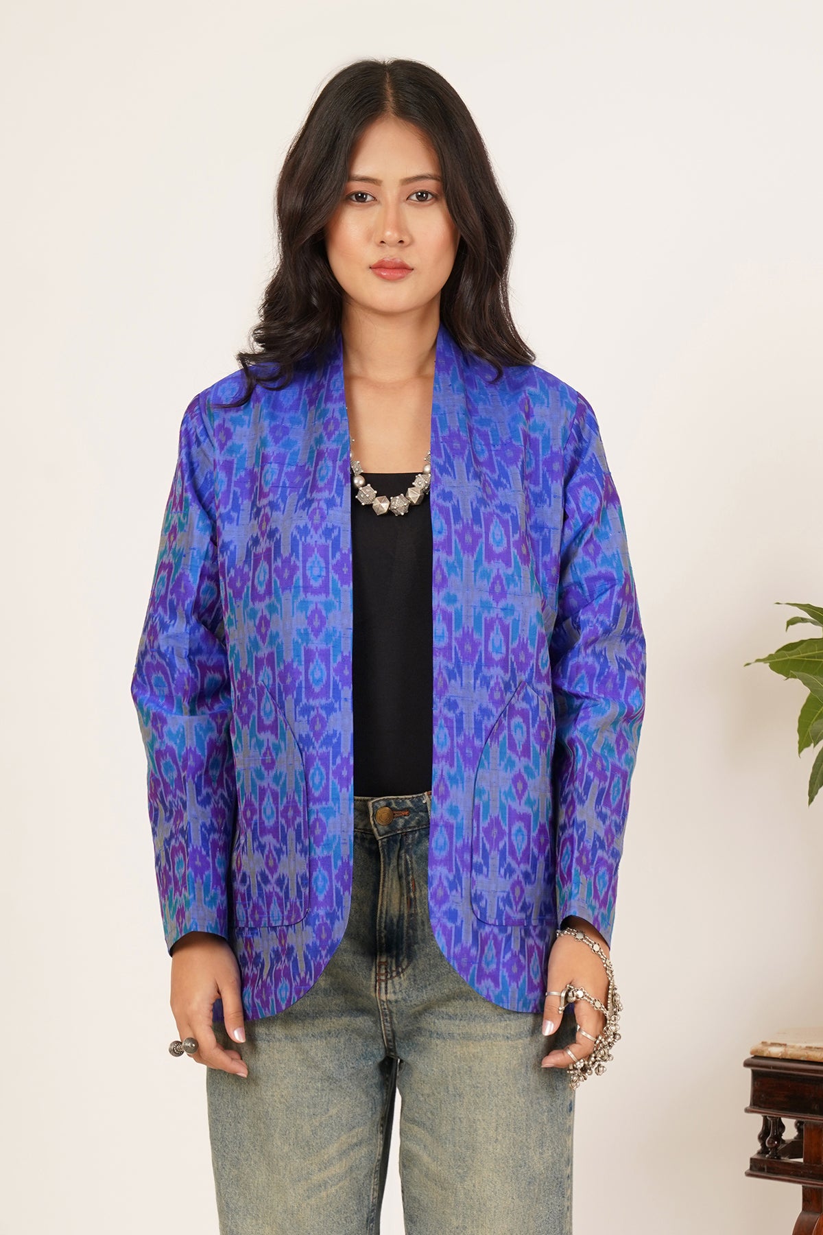 Kantha & Ikat Short Reversible Jacket (Blue)
