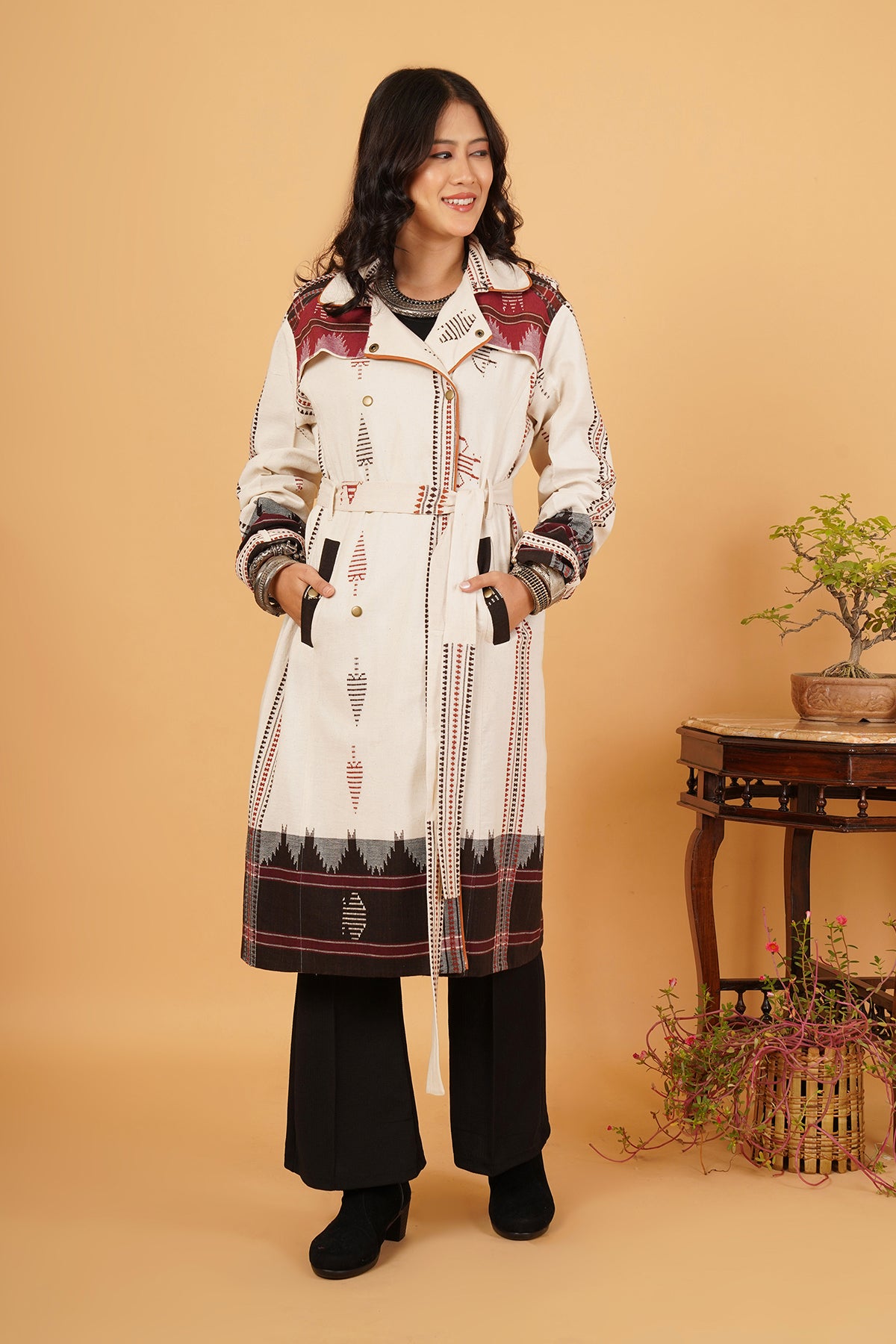 White Kotpad Trenchcoat