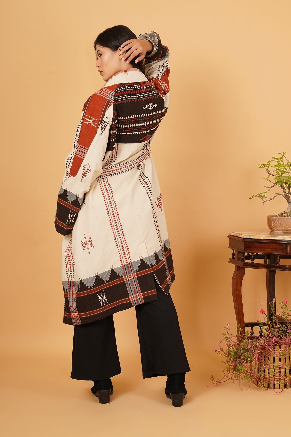 Kotpad Trenchcoat (White/Black/Red)