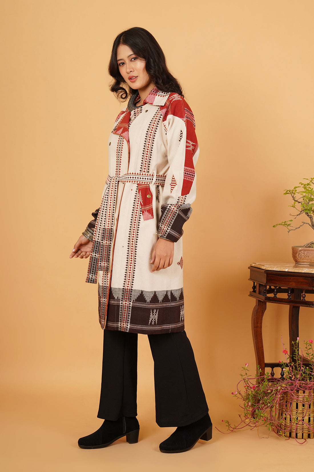 Kotpad Trenchcoat (White/Black/Red)